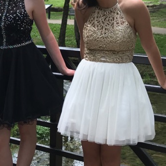 formal dress - Picture 4 of 4